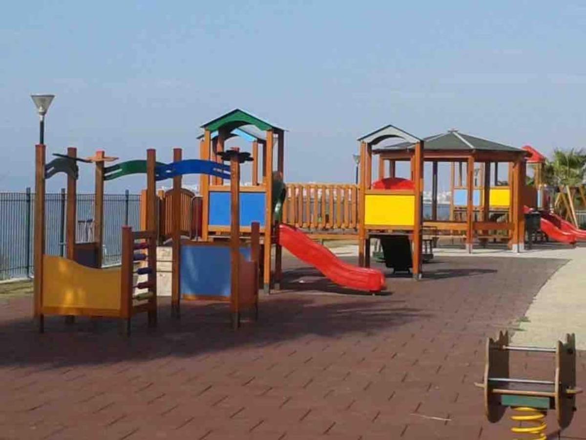 Paleo Faliro Athens Fully Equipped 2 Bedrooms 90 Sqm Big Apartment 200M To Free Beach Exterior foto